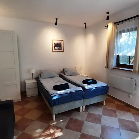 民宿 Przystan Nemo 乌斯特卡